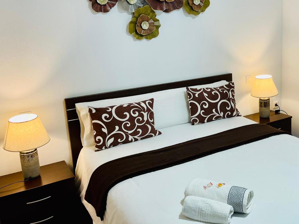 Alaudae Apartamentos -Centro- Garaje Privado-Jacuzzi Exterior Bajo Peticion - Mérida Ngoại thất bức ảnh